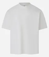 Remera boxy de manga corta y cuello redondo, confeccionada con tecnología dry de tacto frío en el interior y exterior de algodón.