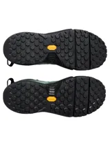 Botas tácticas Under Armour modelo Charged Valsetz Mid, color verde oliva con suela negra. Presentan parte superior sintética transpirable con refuerzos de poliuretano, entresuela Charged Cushioning para mayor amortiguación y suela exterior Vibram XS Trek de alta tracción.
