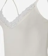 Blusa de tirantes finos confeccionada en tejido rib de viscosa, con escote en V decorado con detalle de encaje a tono.