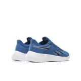 Championes de running Reebok Lite 4 de color azul con entresuela blanca y detalles laterales en azul marino. Parte superior de malla ligera y suela exterior de EVA.