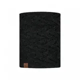 Bufanda tipo cuello de punto con diseño de trenzas, color negro, con forro interior de polar para mayor aislamiento térmico. Incluye etiqueta de cuero sintético con logo de la marca en la parte inferior.