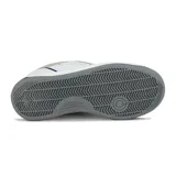 Championes Topper modelo Tennis X-forcer, color blanco con detalles en azul marino y gris, cordones blancos y suela de goma con plataforma ligera.