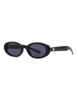 Lentes de sol negros con forma ovalada y protección UV400.