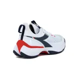 Championes deportivos Diadora Finale AG, color gris con detalles en azul, negro y amarillo flúor.