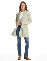 Cardigan abierto de textura suave, con mangas largas de hombros caídos y bolsillos laterales discretos.