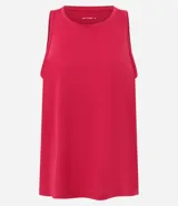 Musculosa deportiva Get Over confeccionada en poliamida, de color fucsia, con escote redondo, sisas amplias y diseño suelto al cuerpo.