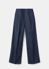 Pantalón de tiro alto y silueta recta, de color azul marino.