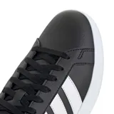Championes urbanos Adidas modelo Grand Court Base 3.0, color negro con las icónicas tres tiras laterales en blanco y suela de goma blanca.