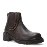 Botas tipo chelsea de cuero color marrón, con suela track de goma y detalle de cierres metálicos decorativos en los laterales.