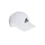 Gorra Adidas blanca con logo negro bordado en el frente.