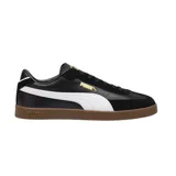 Championes Puma modelo Club Li Era, con diseño de perfil bajo en color negro, franja lateral blanca característica de la marca y suela de goma color caramelo. Presenta detalles en dorado en el logo lateral y la lengüeta.