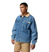 Campera Acker Rock Twill de diseño urbano, confeccionada en tejido de sarga con estampado tie-dye en tonos blanco y verde. Cuenta con un bolsillo frontal aplicado en contraste color beige y etiqueta de la marca en el lateral.