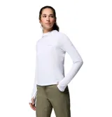 Remera de manga larga Columbia color blanco, con capucha, tecnología Omni-Shade y Omni-Wick, ideal para actividades al aire libre. Presenta orificios para los pulgares en los puños y calce cómodo.