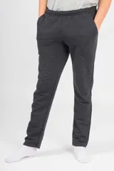 Pantalon de jogging recto color gris oscuro con felpa interior, cintura elastizada con cordón de ajuste y bolsillos laterales.