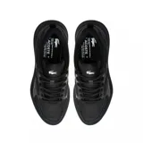 Championes Lacoste L003 Evo, color negro, con capellada de malla y superposiciones de cuero sintético, entresuela gruesa y suela de goma.