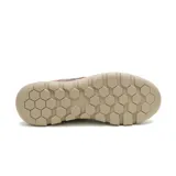 Championes Caterpillar modelo Hex Lite, confeccionados en cuero encerado con relieve color marrón jengibre. Presentan cordones al tono, forro de malla transpirable y suela de EVA ligera con diseño texturizado.