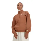 Buzo marrón de cuello alto con cierre parcial, bolsillo tipo canguro y logo de New Balance estampado en blanco.