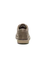 Zapatos de cuero marrón Caterpillar modelo Oly 2.0, con cordones y suela de goma con tracción.