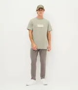 Pantalón skinny de sarga color gris de la marca Blue Steel, con bolsillos laterales y traseros, confeccionado en algodón con elastano.