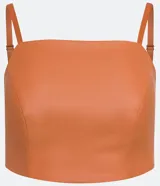 Blusa musculosa cropped color naranja, confeccionada en material sintético con escote recto, tirantes finos y lastex en la espalda.