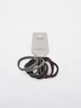 Pack de seis coleros para el pelo de tejido elástico con acabado brillante y texturizado, en tonos gris, negro y marrón.