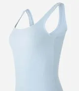 Vestido midi blanco acanalado, de algodón sostenible, con escote cuadrado y tirantes medios.