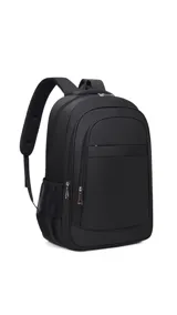 Mochila negra de diseño funcional con múltiples compartimentos, bolsillo frontal con cierre, bolsillos laterales de red y correas acolchadas ajustables. Cuenta con capacidad para notebook y está confeccionada en tela resistente.