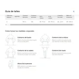 Conjunto de pijama de dos piezas compuesto por una camisa de manga larga con cuello mao y cierre frontal de botones, y un pantalón largo. Presenta un diseño estampado de corazones sobre fondo negro con detalles en color blanco.