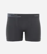 Calzoncillo bóxer de microfibra color gris oscuro, con cintura elástica que presenta tres líneas horizontales en el lado izquierdo y el logo "Lupo" en el lado derecho.