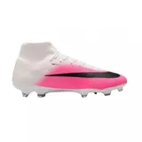 Championes de fútbol Nike Mercurial Superfly Academy FG/MG, diseño de caña alta con tecnología NikeSkin, color blanco con degradado fucsia y gran swoosh negro en el lateral.
