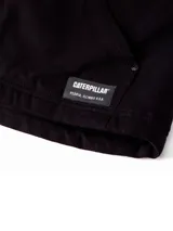 Chaleco Caterpillar modelo Sherpa Lined Vest de color negro, con cuello alto, cierre frontal de cremallera, bolsillos delanteros tipo canguro, bolsillo en el pecho con cierre y forro interior.