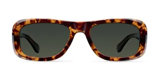 Lentes de sol con montura rectangular de perfil ancho en estampado carey y cristales oscuros polarizados.