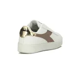 Championes casuales de mujer Diadora modelo Set, color blanco, con plataforma gruesa y logo lateral en glitter color bronce/dorado.