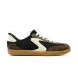 Championes Skechers modelo Slip-ins Hotshot Everyday Ease de estilo court, con capellada de nailon negro y revestimientos de gamuza marrón, detalles en color marfil y suela de goma caramelo.