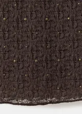Top Pati de tejido con efecto arrugado y diseño entallado, color marrón, con cuello redondo, tirantes anchos y detalles de brillo.