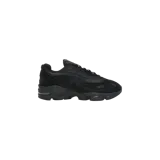 Championes urbanos New Balance modelo 1000, color negro monocromático, confeccionados con base de malla y superposiciones sintéticas, con el logo 'N' característico en el lateral y amortiguación en la suela.