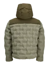Campera puffer con capucha, diseño bicolor en tonos verde oliva, cierre frontal completo y bolsillos laterales. Presenta textura acolchada sin costuras visibles en el cuerpo y puños ajustables con velcro.