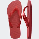 Ojotas Havaianas modelo Top, de diseño clásico con tiras anchas y suela de goma con textura antideslizante.