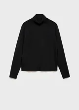 Jersey de cuello alto confeccionado en tejido de punto fino con terminaciones de canalé en puños y ruedo. Presenta un diseño recto de manga larga, ideal para un estilo versátil y sofisticado.