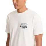 Remera blanca de manga corta con logo de Roark Expeditions estampado en el pecho.