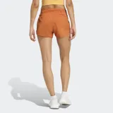 Short deportivo Adidas de tiro medio con cintura elástica ancha, calzoncillo interior de malla y bolsillo trasero con cierre. Presenta tecnología Climacool para mayor frescura y detalles reflectantes.