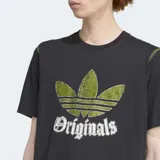 Remera negra de algodón con logo de Adidas Originals y texto "Originals" en verde desgastado.
