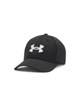 Gorra deportiva Under Armour Blitzing de color negro, con visera precurvada y logo bordado en blanco en el panel frontal.
