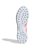 Championes de fútbol Adidas Predator League TF, color naranja con detalles en azul y blanco. Diseñados para césped artificial, cuentan con tecnología Hybridfeel en la parte superior para un mejor control del balón y suela con tapones de goma para mayor tracción.