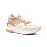 Championes urbanos Korium Kallie, con plataforma, color blanco con detalles en dorado, rosa y beige.