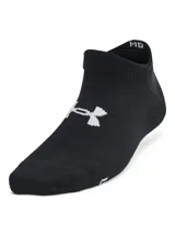 Medias deportivas tipo soquete Under Armour, color negro con logo de la marca en blanco. Diseño ultradelgado y ligero con soporte de arco integrado y paneles de malla para mayor transpirabilidad.