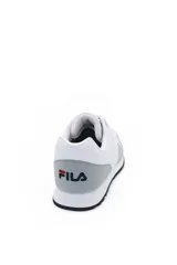 Championes deportivos Fila Cress, modelo para hombre en color blanco con detalles en gris y azul marino.