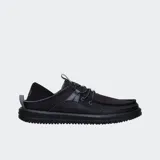 Zapatillas Hey Dude modelo Bradley Blipper Nylon, color negro con detalles en gris, confeccionadas en nylon con sistema de cordones elásticos y suela dentada.