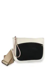Riñonera pequeña de cuero blanco y negro, con correa de tela beige regulable.