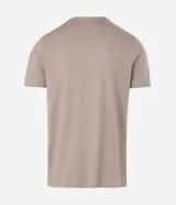Remera básica de corte slim para hombre, confeccionada en suave algodón peruano con cuello redondo y mangas cortas, de diseño liso.